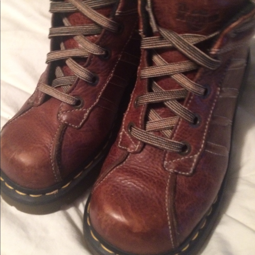 Women’s size 8 Dr. martens boots